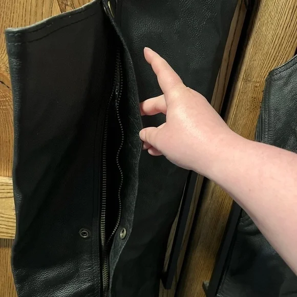Nwot Motorcycle leather chaps L - Picture 4 of 11